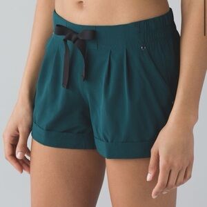 Lululemon Spring Break Away Shorts